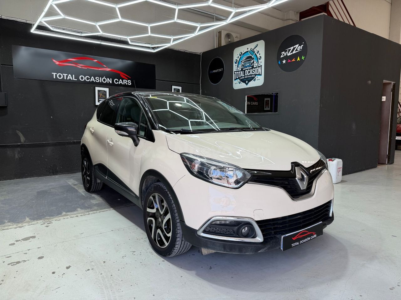 Renault Captur 1.5DCI - foto 2