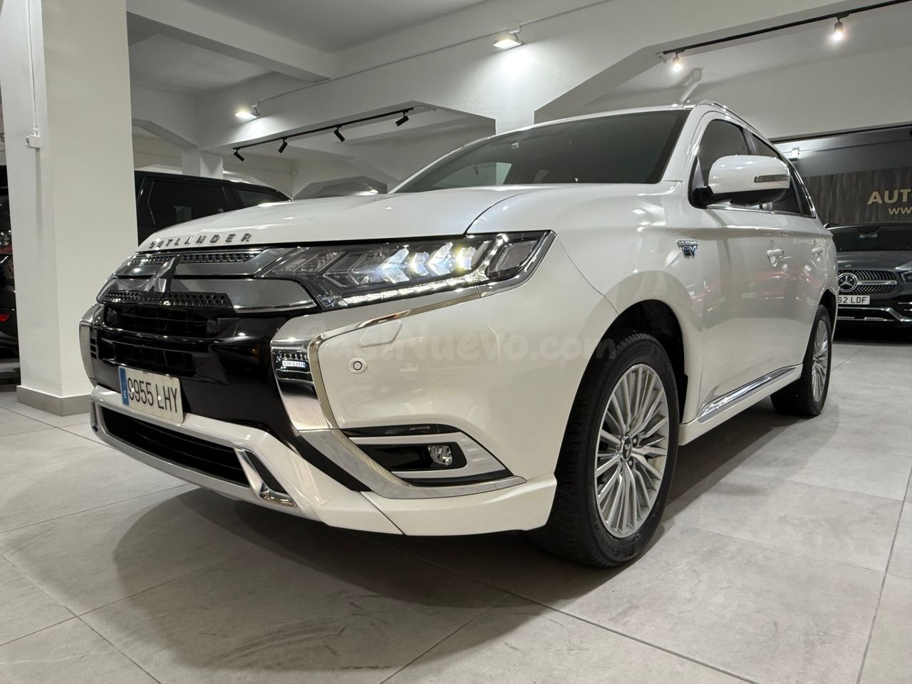 Mitsubishi Outlander 2.4 PHEV AWD KAITEKI+