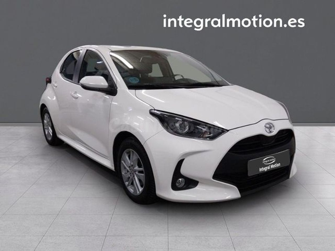 Toyota Yaris 1.5 120H Active Tech - foto 3