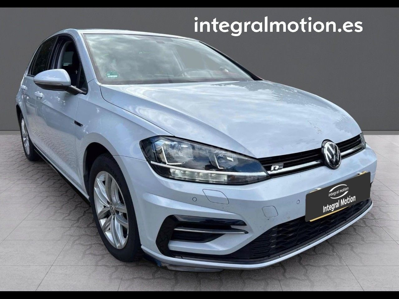 Volkswagen Golf Sport R-Line 1.5 TSI 110kW (150CV) - foto 2