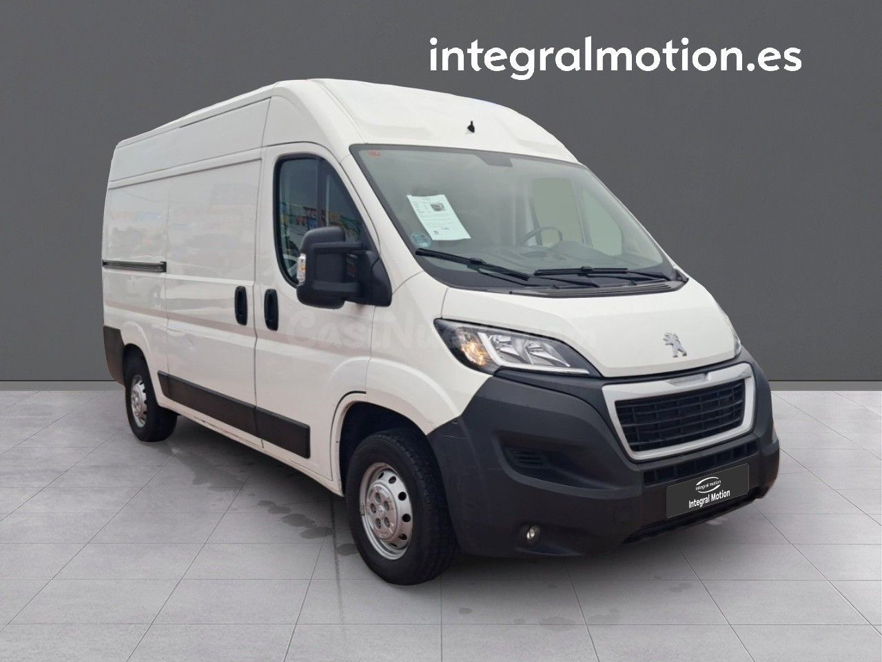 Peugeot Boxer furgón 335 L2 H2 BHDI 103kW (140CV) - foto 3