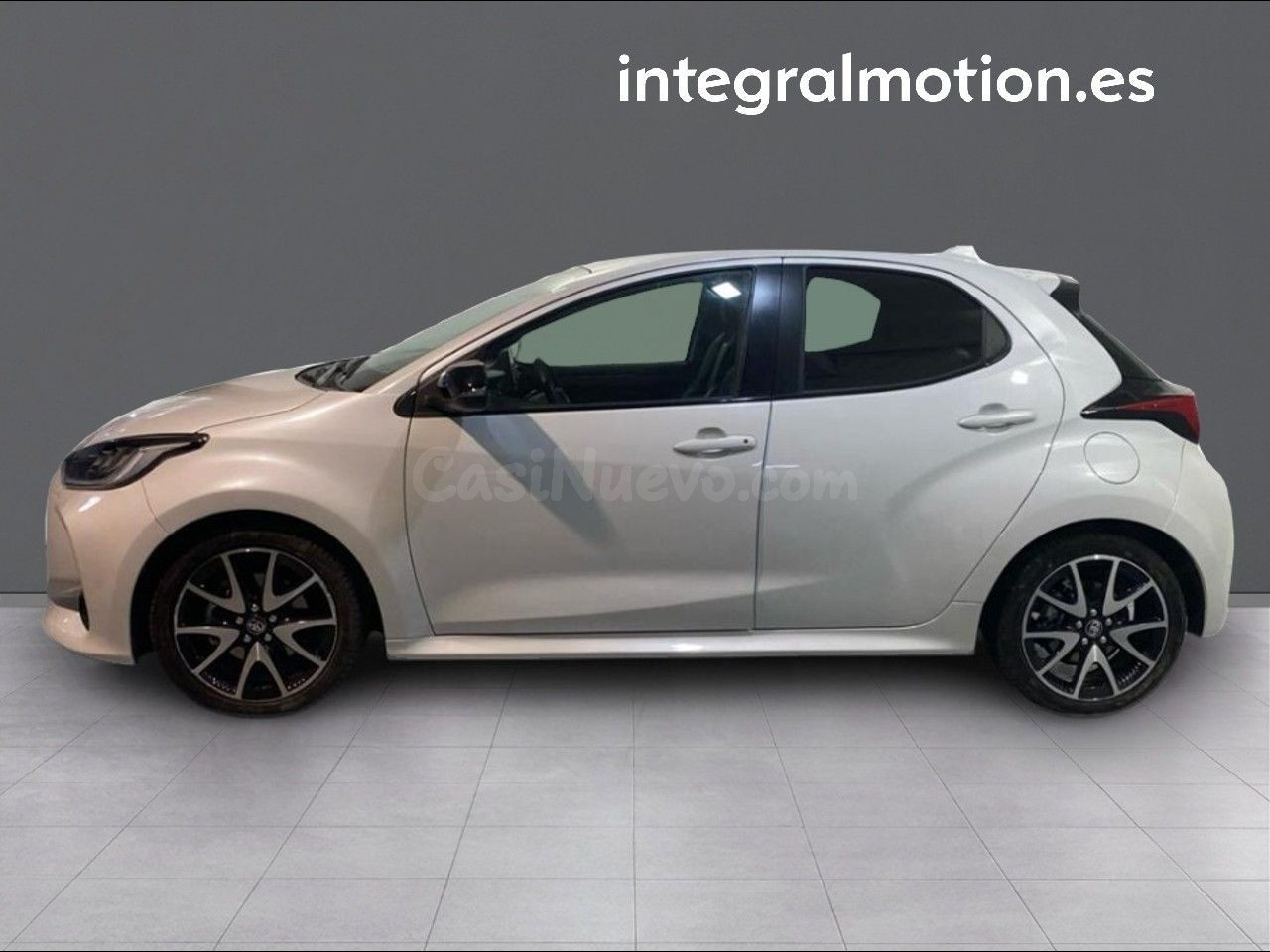 Toyota Yaris 1.5 120H Style Plus