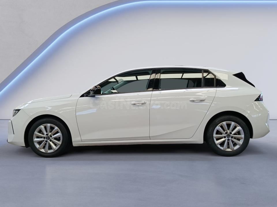 Opel Astra - foto 2