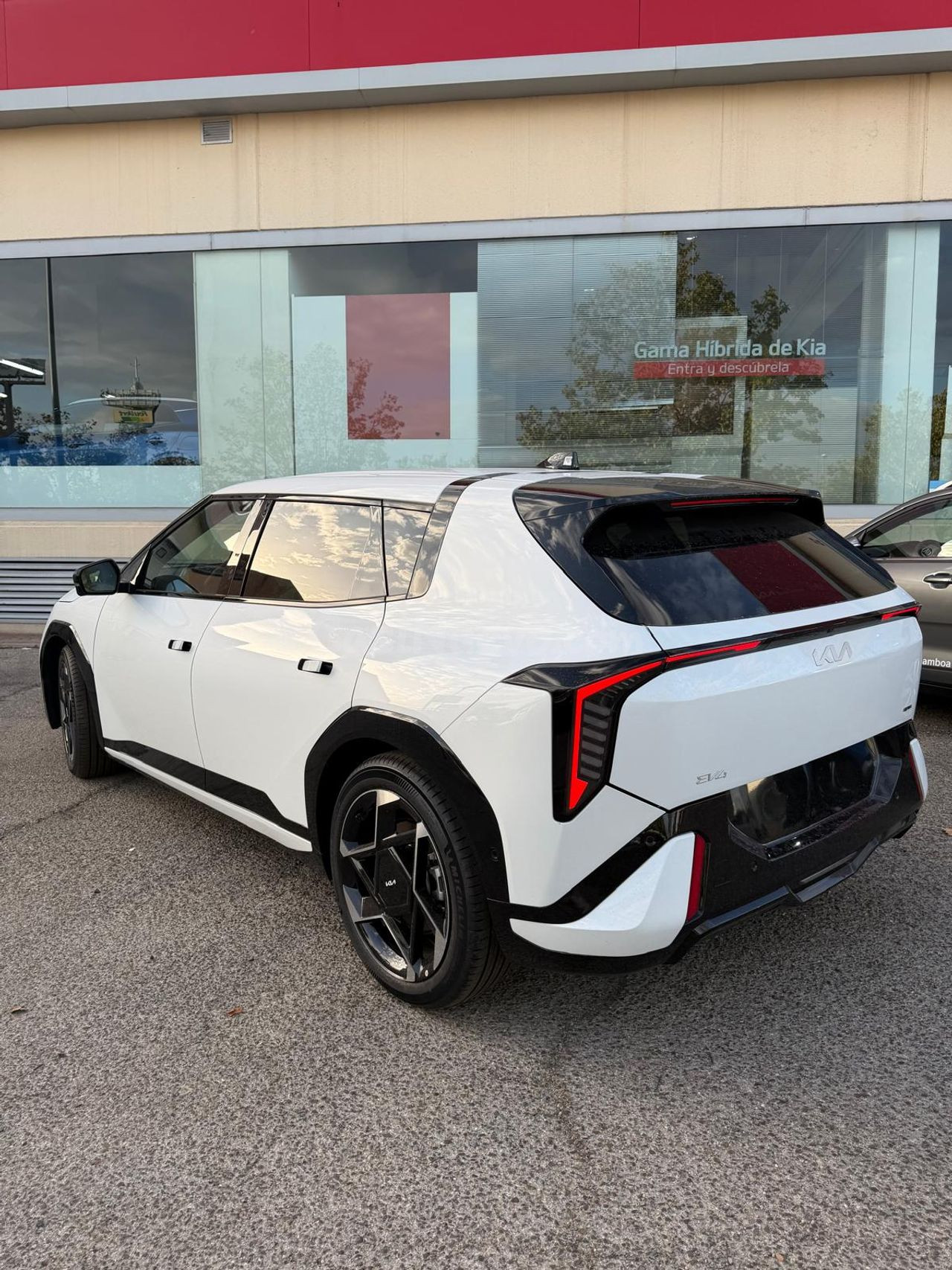 Kia EV4 GT-line (Long Range) (Pack Luxury)