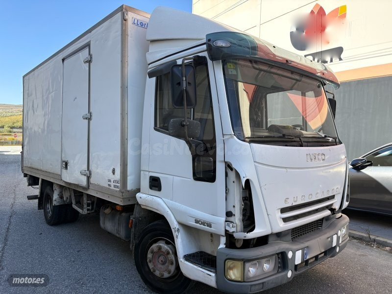Iveco Eurocargo robusto para transporte profesional en Otura