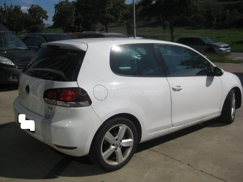 VOLKSWAGEN GOLF - foto 2