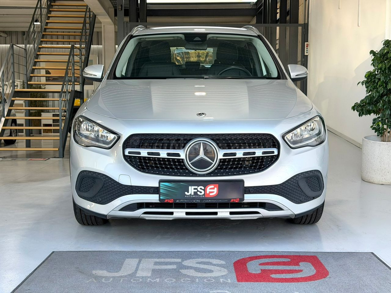 Mercedes GLA 2.0D 115 CV Automático - foto 2