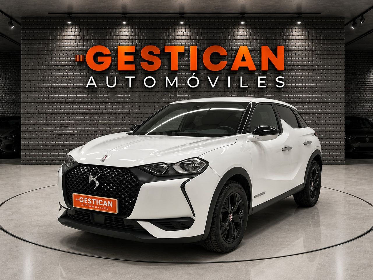 DS DS 3 Crossback PureTech 73 kW Manual PERFORMANCE LINE