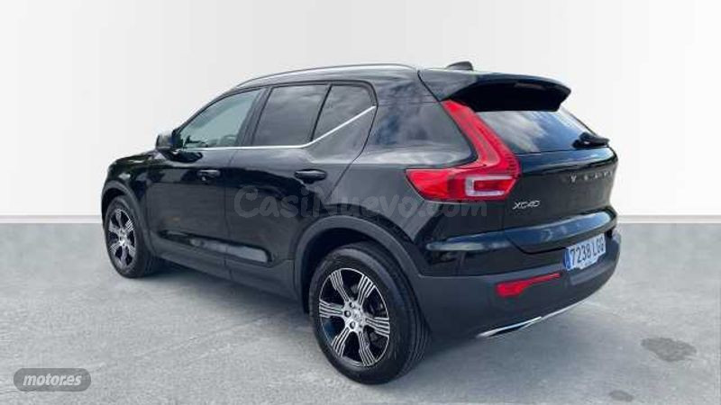 Volvo XC40 - foto 2