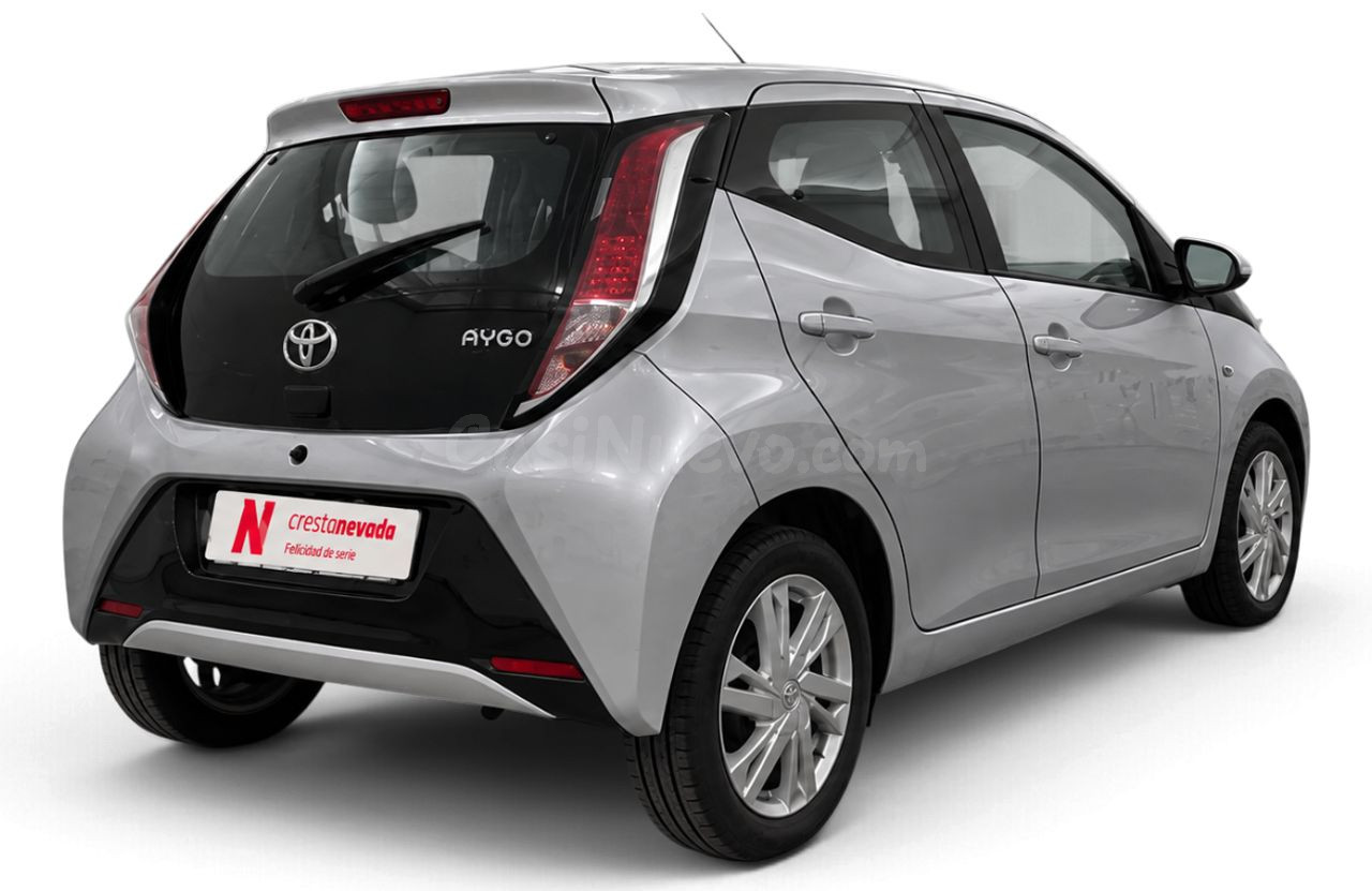 Toyota Aygo 1.0 70 xplay - foto 2
