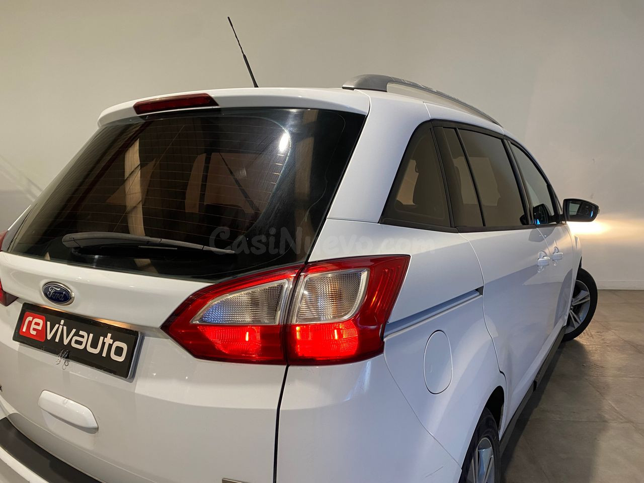 Ford Grand C-MAX 1.0 EcoBoost 125CV Trend+ - foto 4