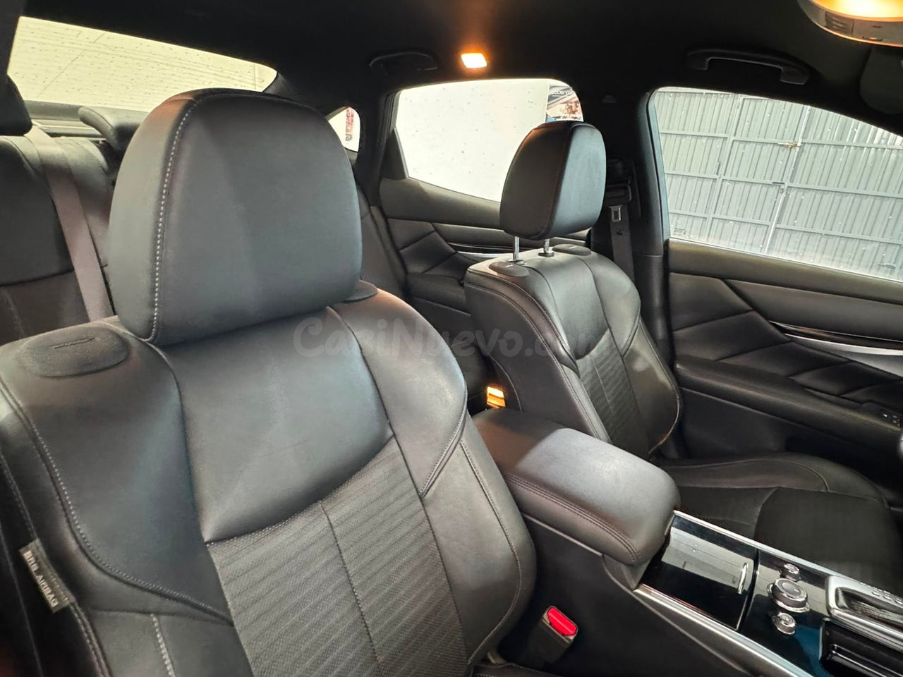 INFINITI Q70 2.2D GT SPORT TECH AUTO (2019) - foto 4