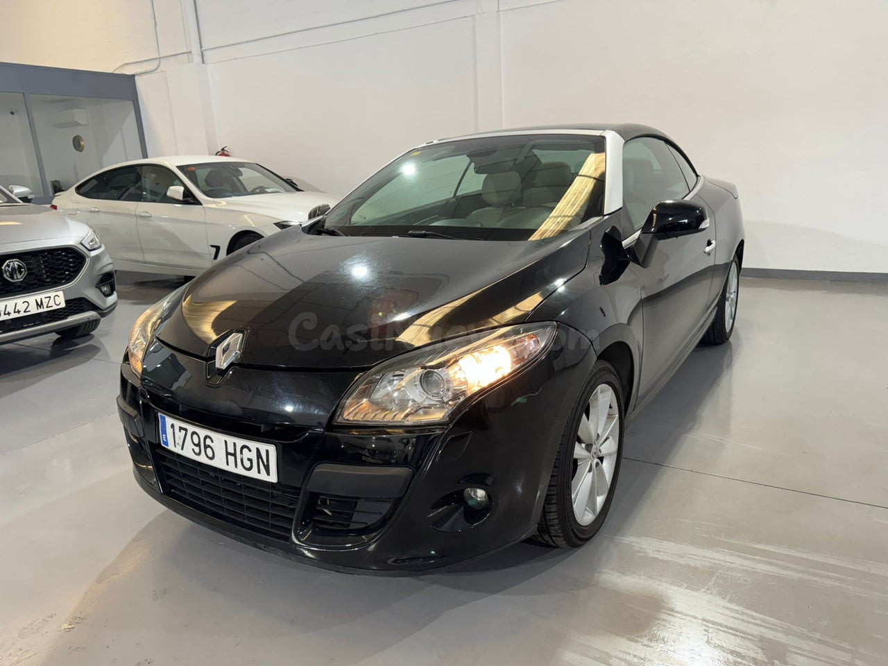 RENAULT Megane CoupeCabrio Priv. 2.0 16v 140 Aut. CVT (2011)