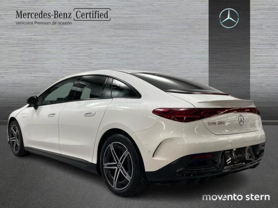 Mercedes Benz EQE - foto 4