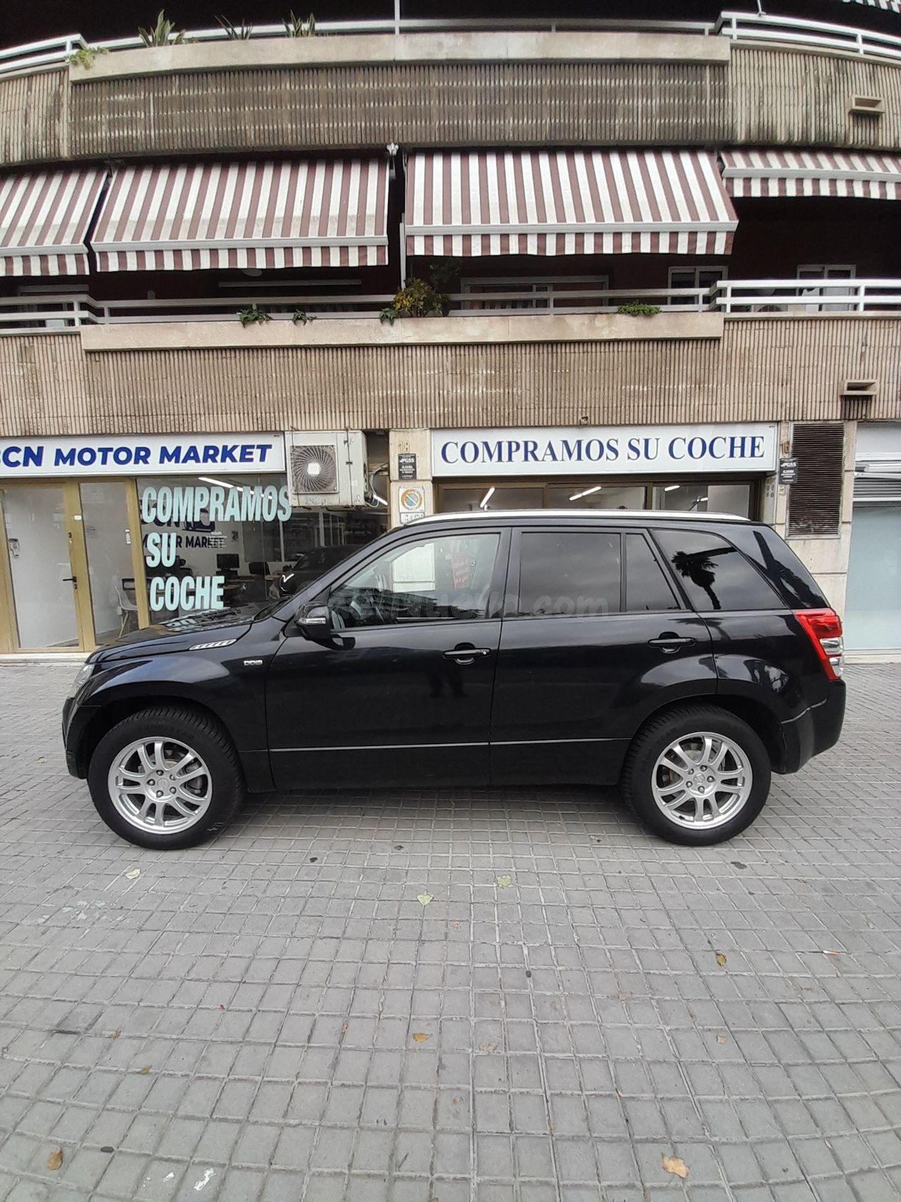 Suzuki Grand Vitara UZUKI Grand Vitara 1.9 DDiS - foto 3