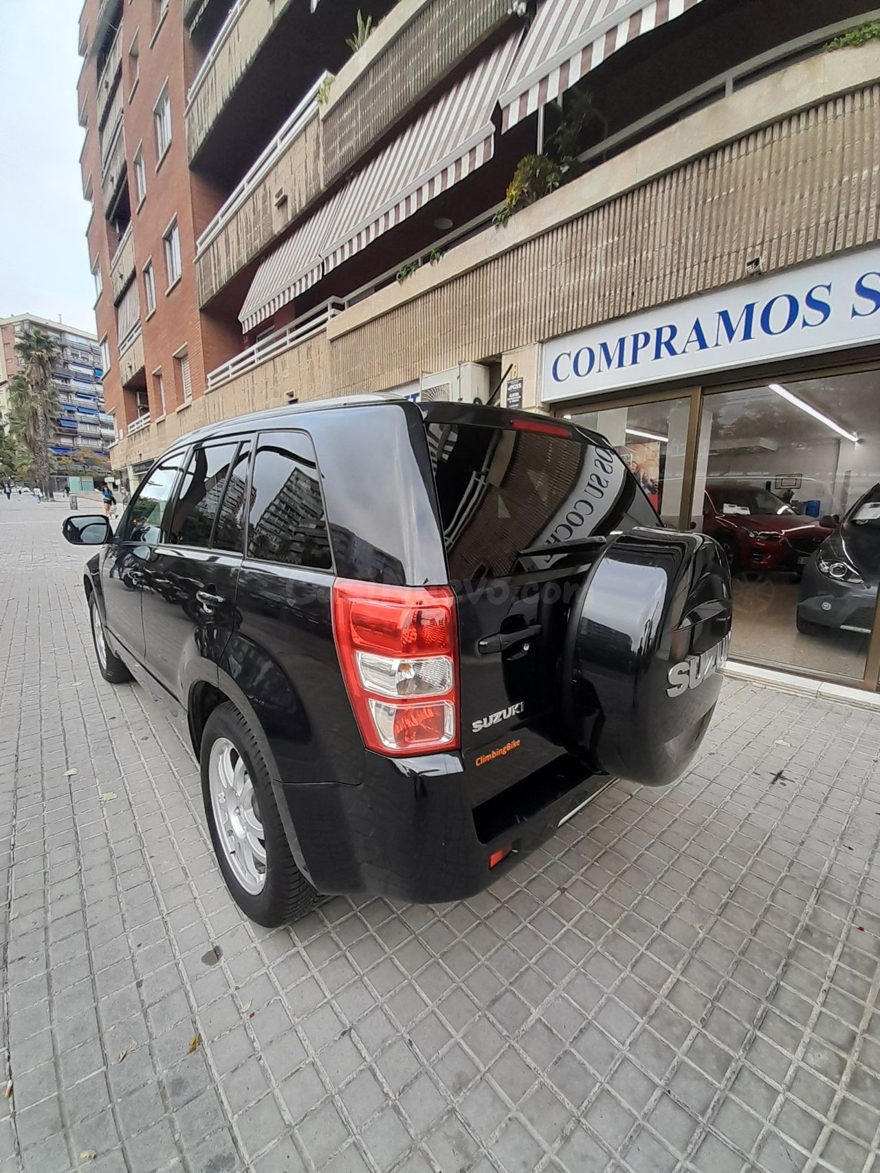 Suzuki Grand Vitara UZUKI Grand Vitara 1.9 DDiS - foto 4