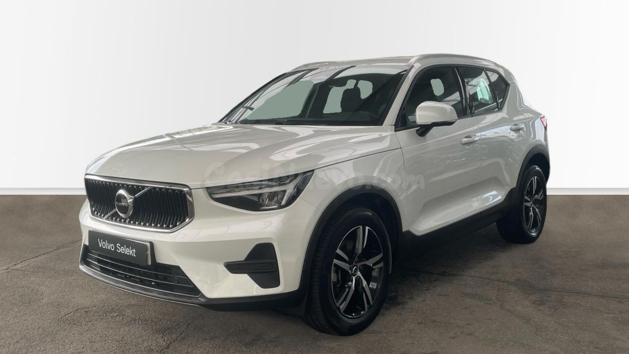 Volvo XC40 B3 MHEV CORE DCT 5P