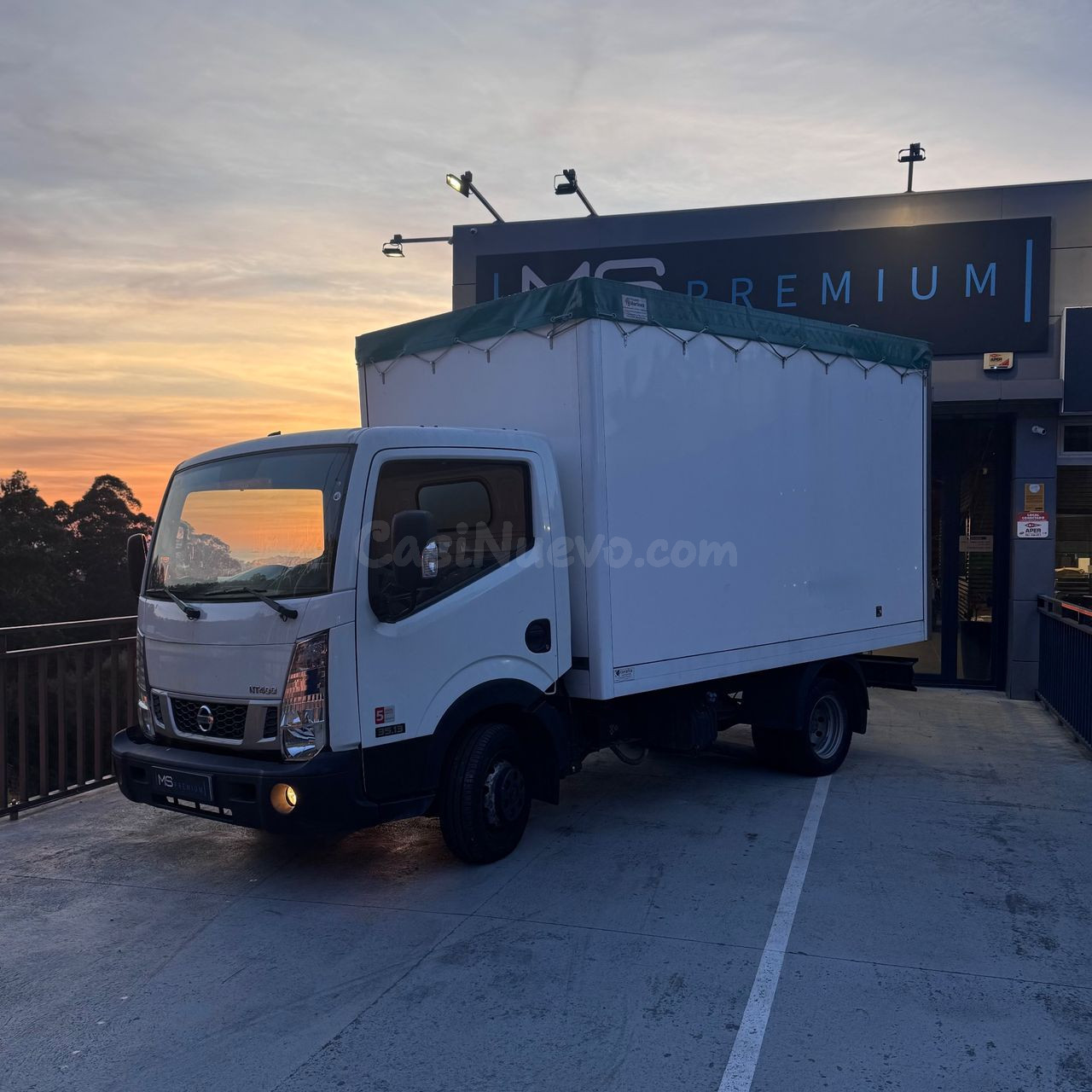 Nissan NT400 CABSTAR CAJA CERRADA  |NACIONAL | TECHO LONA
