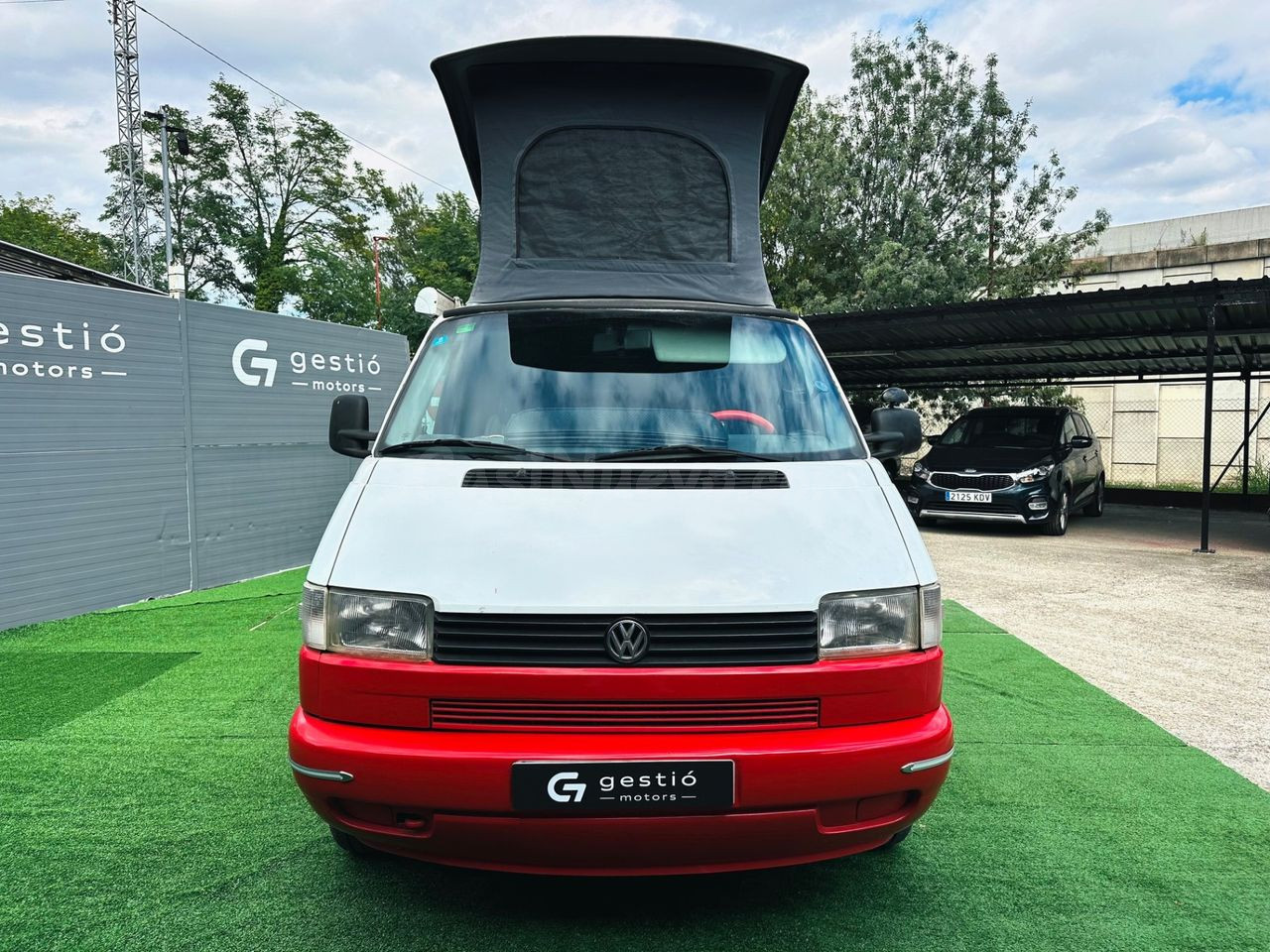 Volkswagen Multivan Comfortline 2.0 Bi-TDI 180 CV 4MOTION 7  - foto 2
