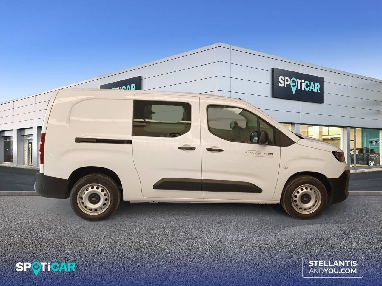 Citroën Berlingo Van Doble Cabina XL Diésel 100CV Manual - - foto 4