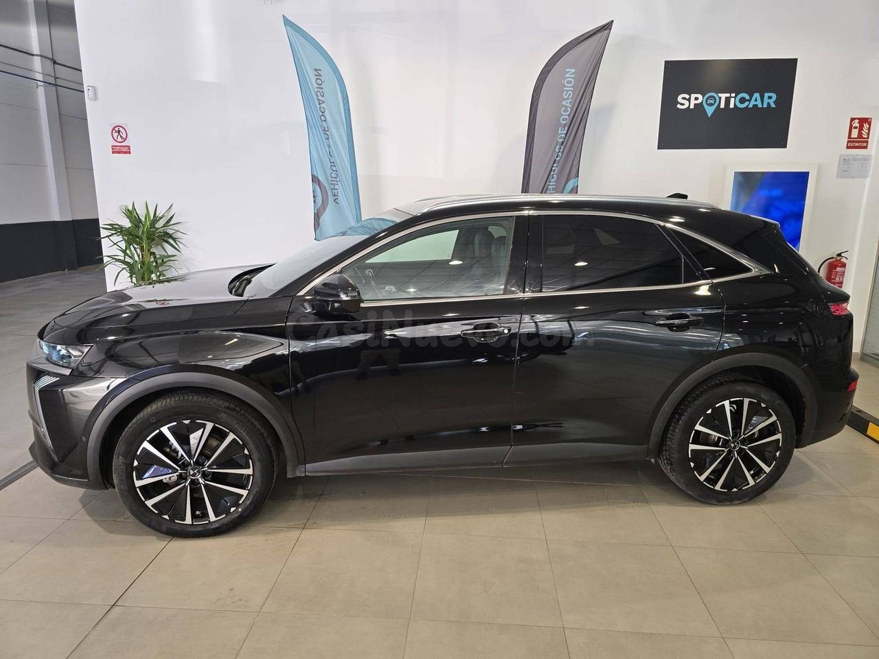 DS 7 Automático Diésel 130CV Badajoz - Oportunidad única - foto 3