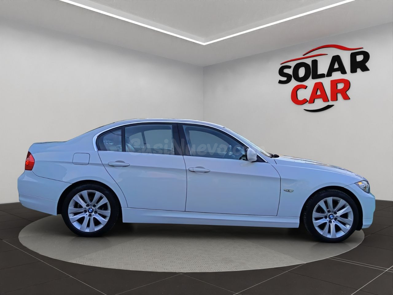 BMW Serie 3 berlina 318d en Esplugues de Llobregat - foto 4