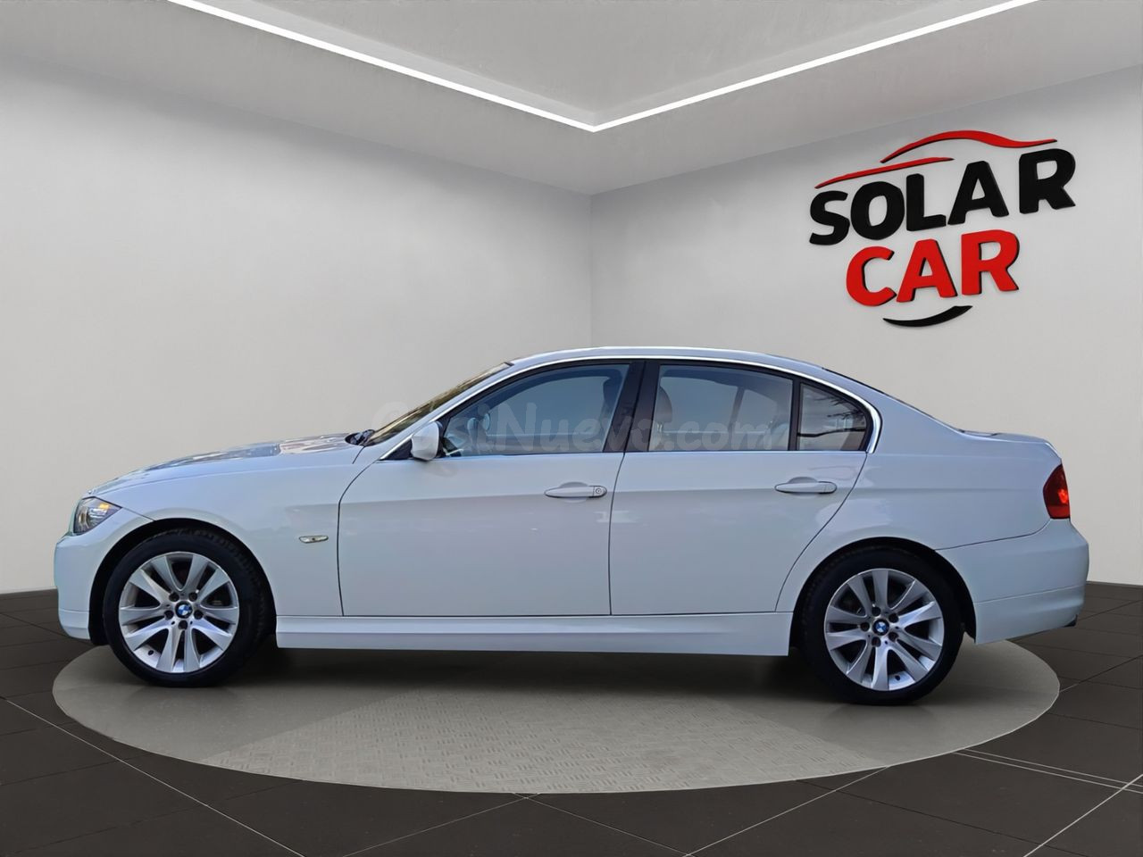 BMW Serie 3 berlina 318d en Esplugues de Llobregat - foto 5