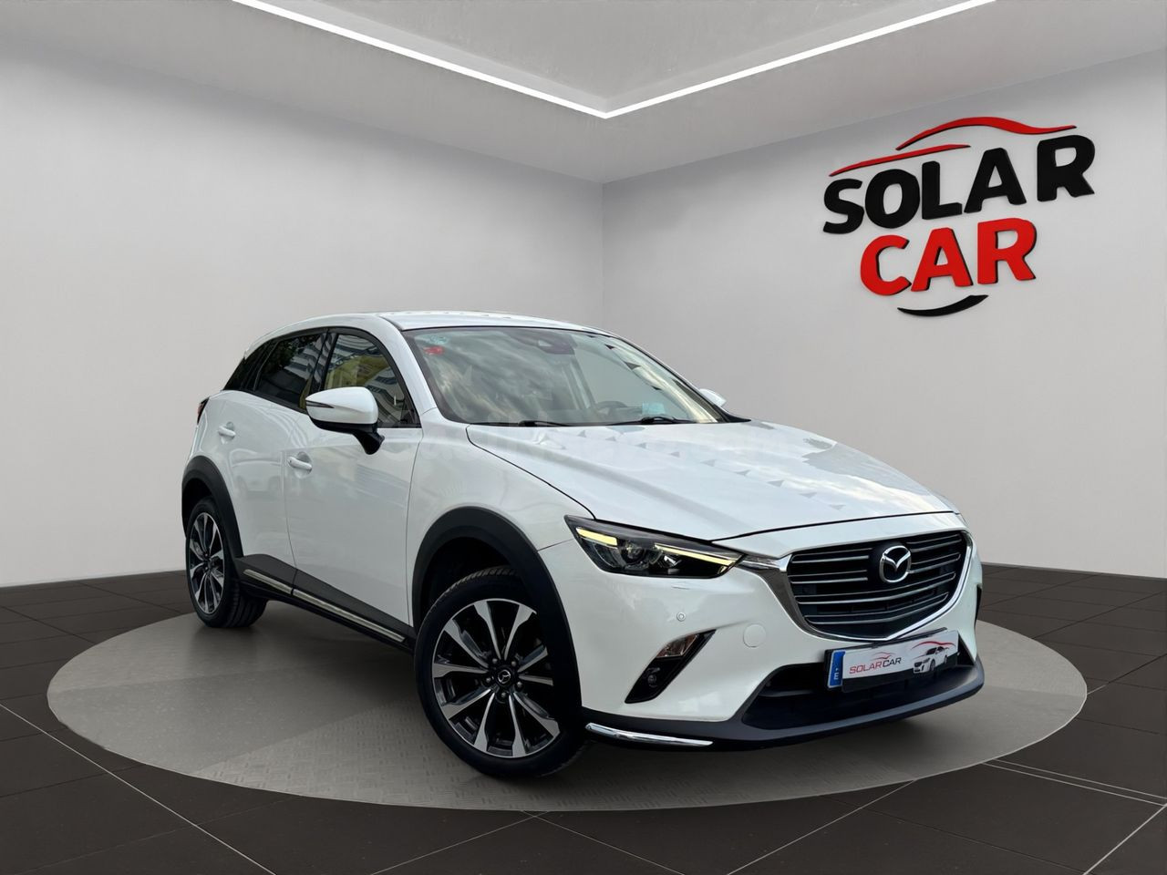 Mazda CX-3 1.8 Skyactiv-D en Esplugues de Llobregat - foto 3