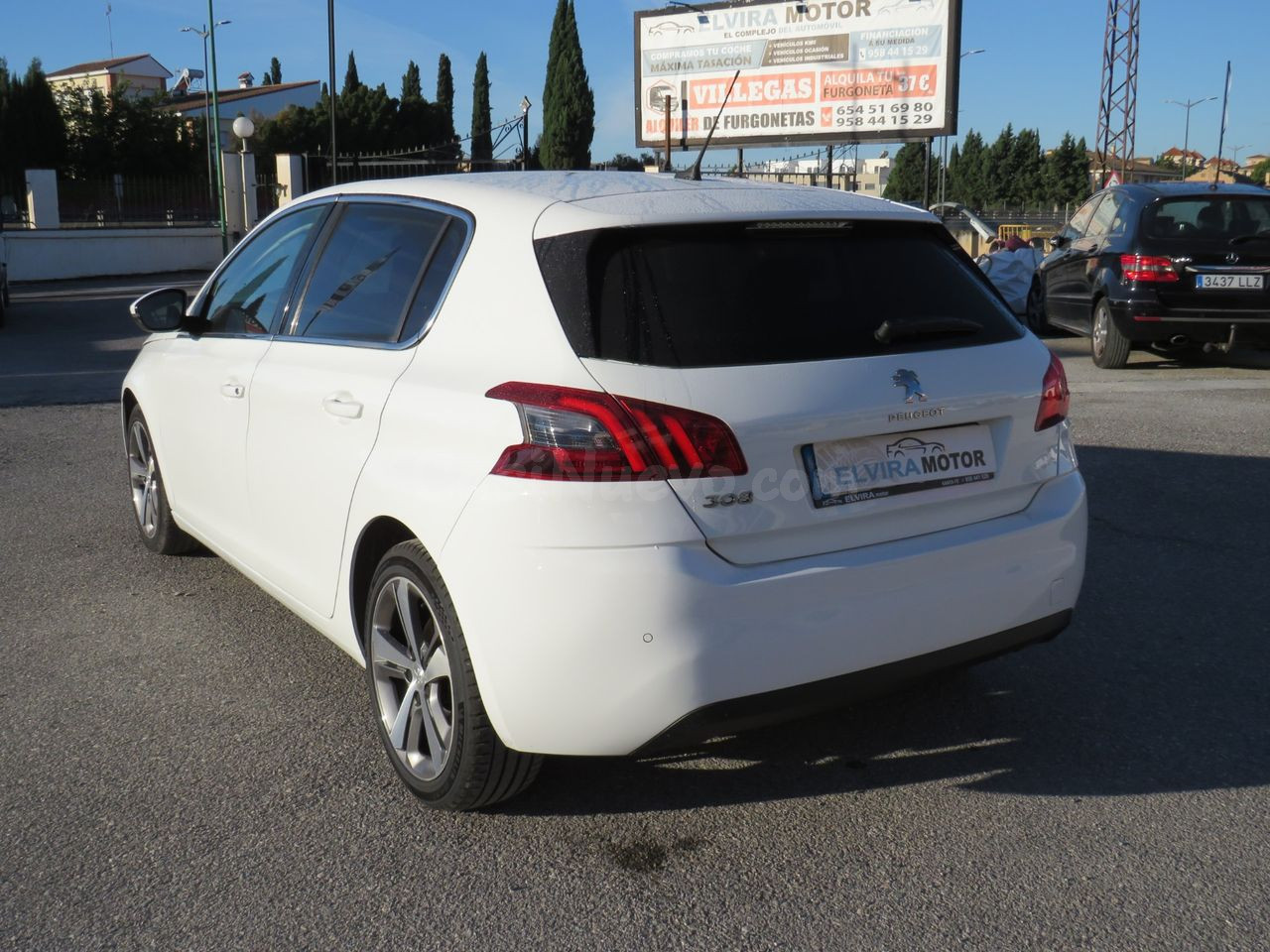 Peugeot 308 5p Allure 1.5 BlueHDi 130 S&S - foto 5