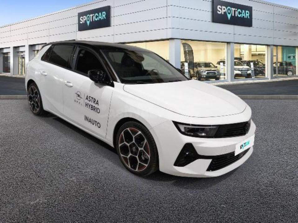 Opel Astra - foto 3