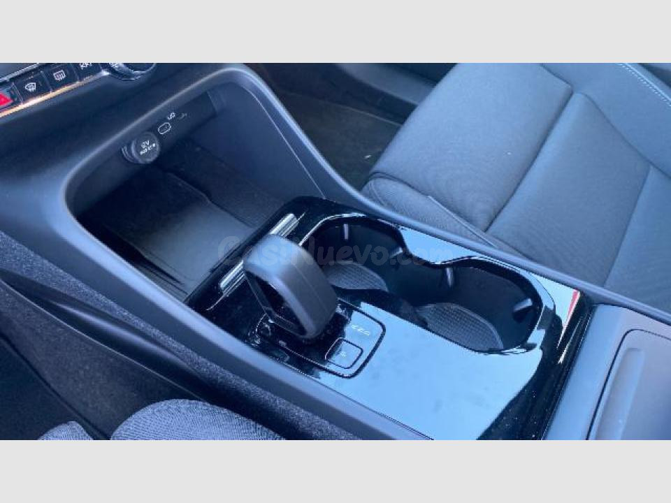 Volvo XC40 - foto 3
