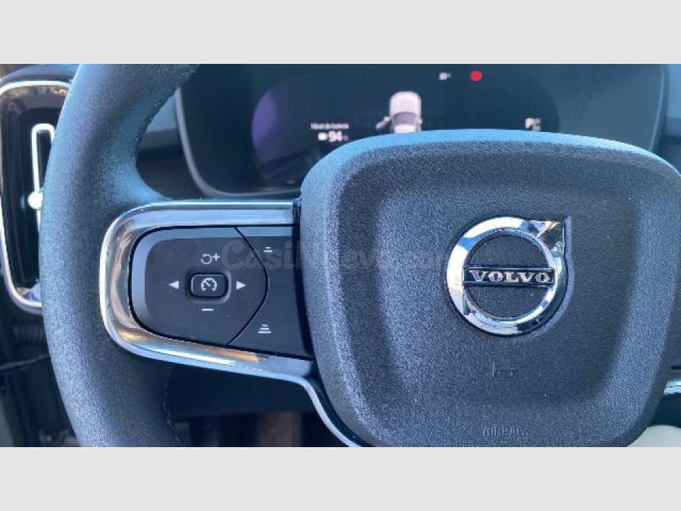 Volvo XC40 - foto 4