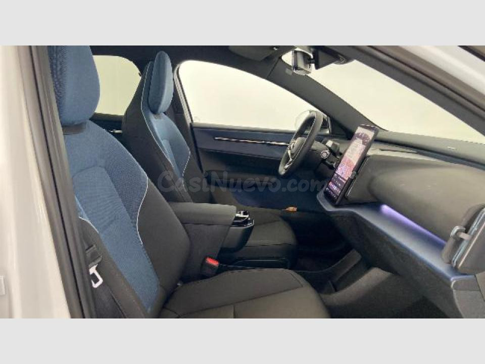 Volvo EX30 - foto 2