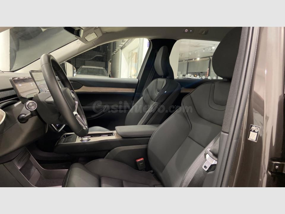 Volvo EX90 - foto 4