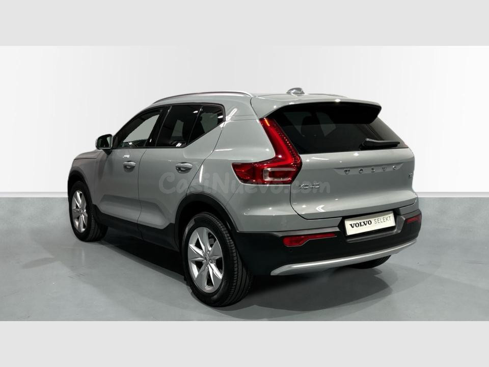 Volvo XC40 - foto 2