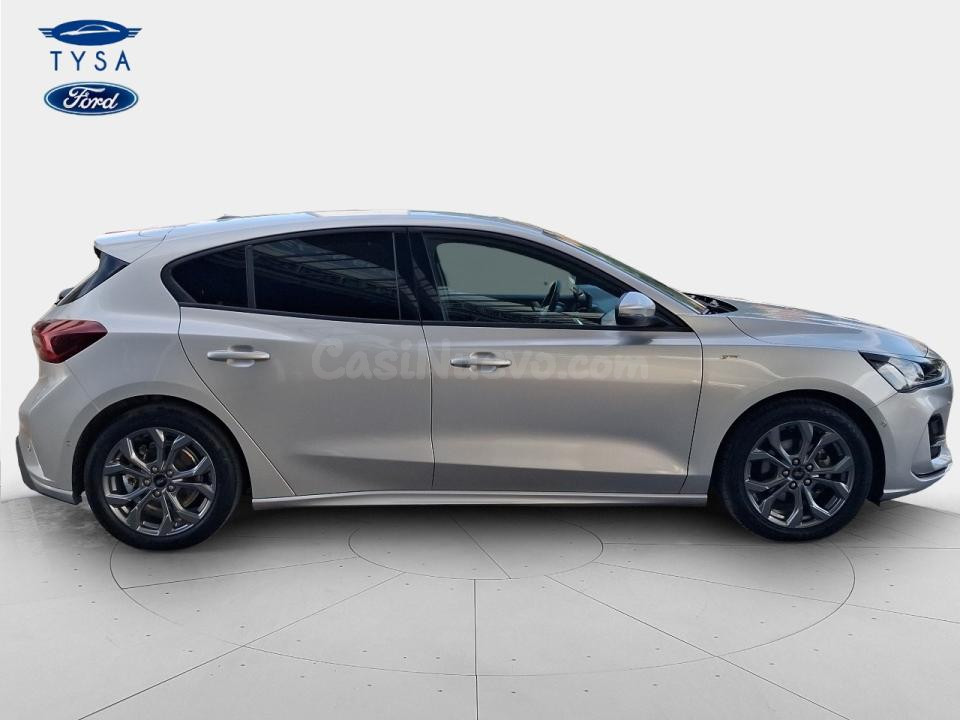 Ford Focus - foto 4