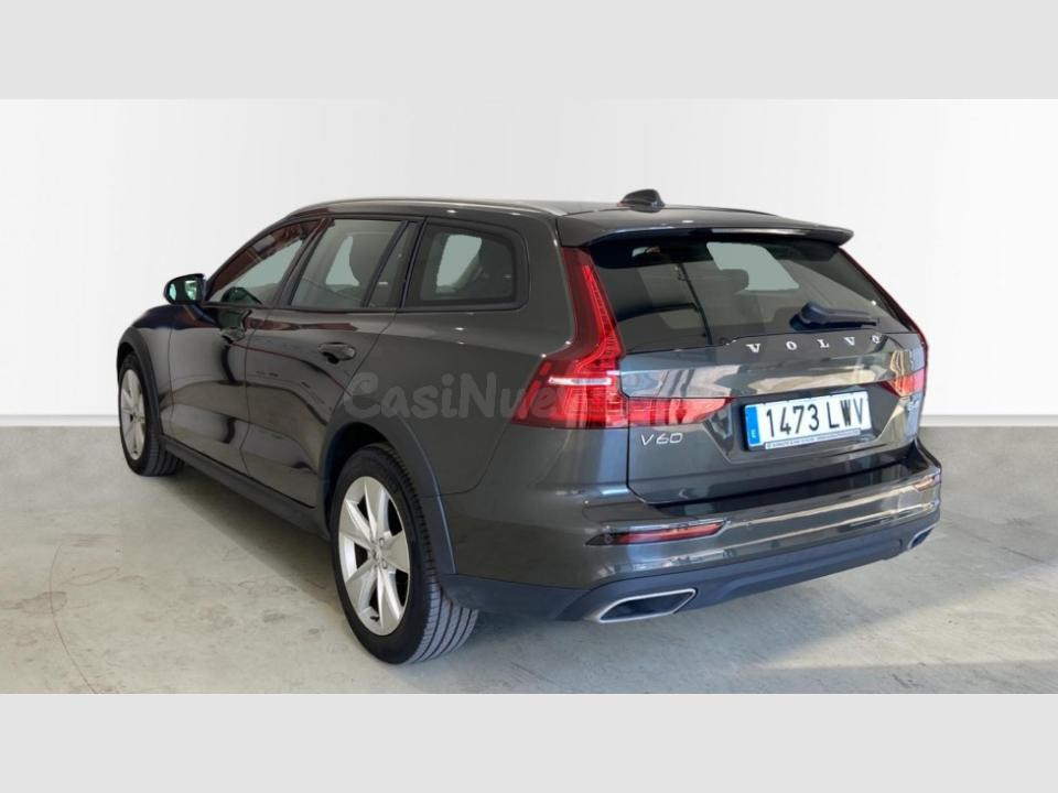 Volvo V60 Cross Country - foto 2