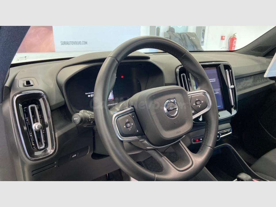Volvo EX40 - foto 5