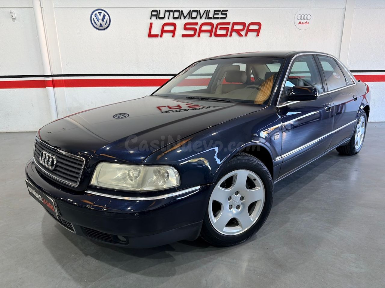 AUDI A8 3.7 QUATTRO TIPTRONIC