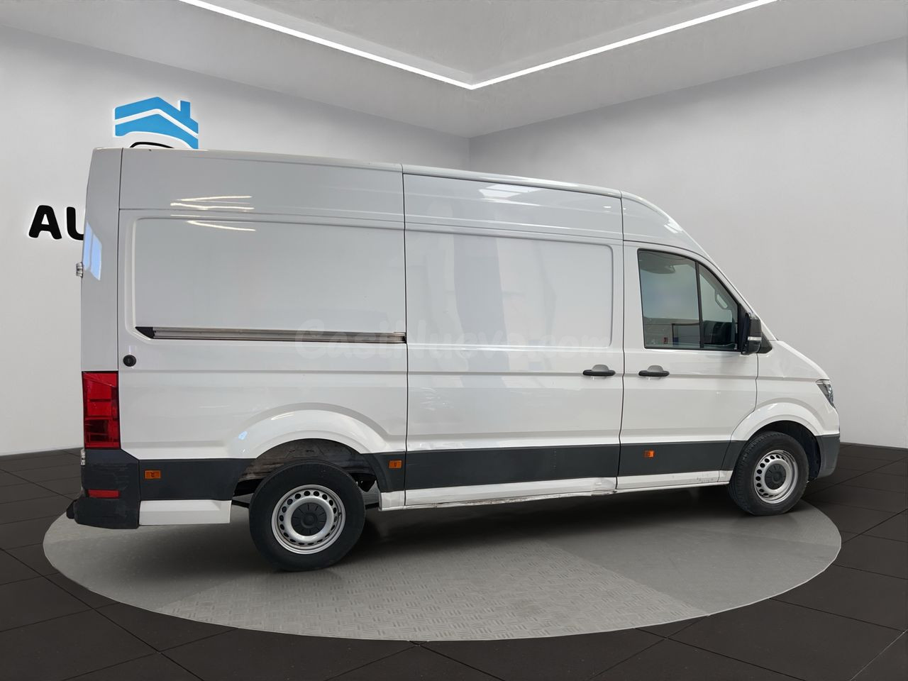VOLKSWAGEN CRAFTER 30 Furgón BM TN L3H2 2.0TDI 103kW(140CV) - foto 4