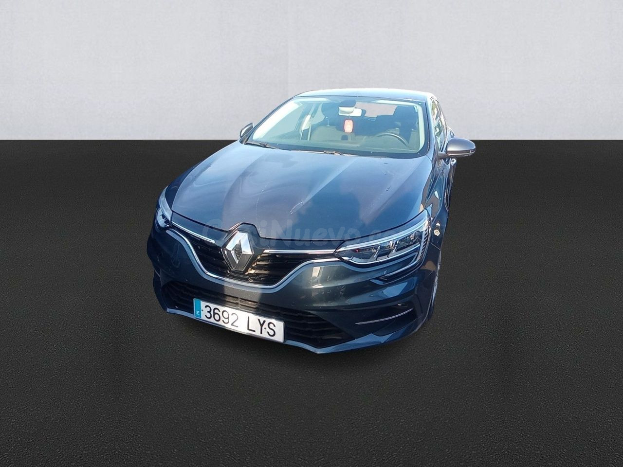 Renault Intens TCe 140CV - Renting seminuevos con todo incluido