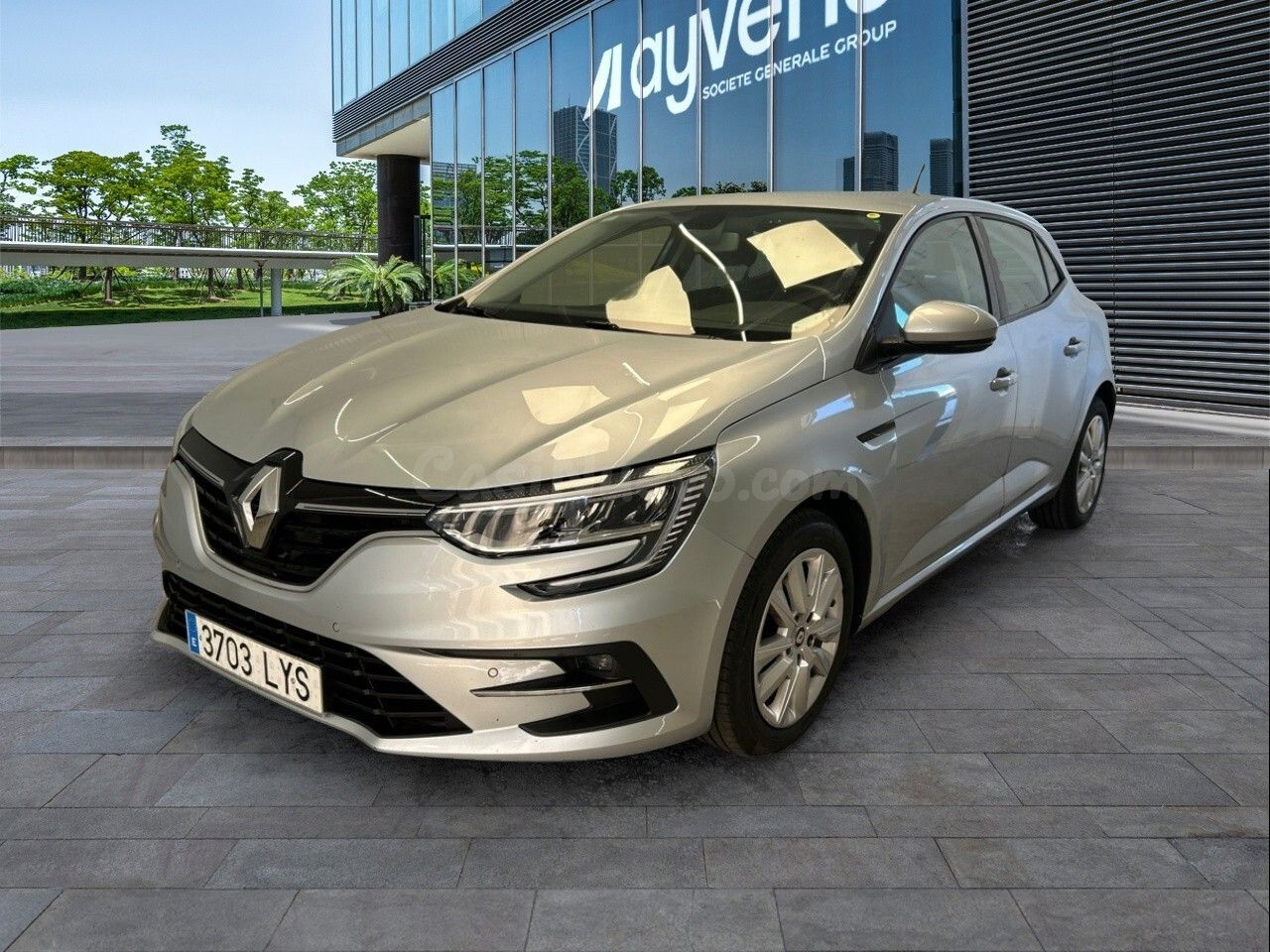 Renault Intens TCe 140cv seminuevo - Renting sin compromisos España