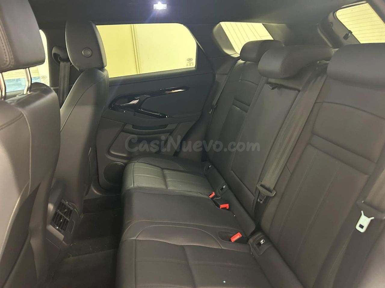 Land Rover Freelander L/R EVOQUE 1.5 PHEV AWD SWB DYNAMIC SE - foto 4
