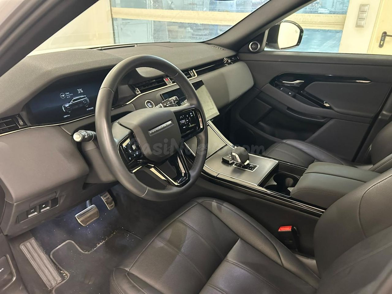 Land Rover Freelander L/R EVOQUE 1.5 PHEV AWD SWB DYNAMIC SE - foto 5