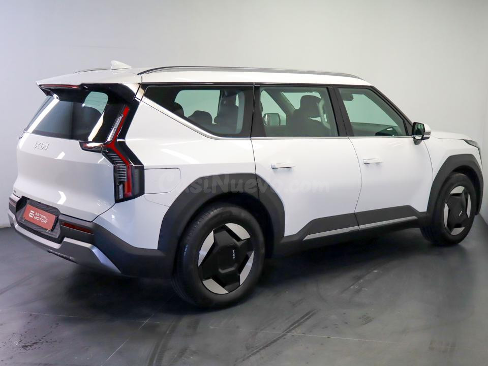 Kia EV9 - foto 3