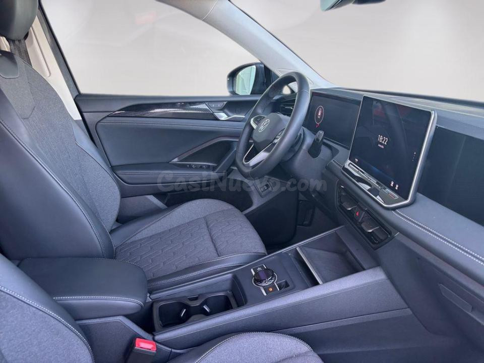 Volkswagen Tiguan - foto 5