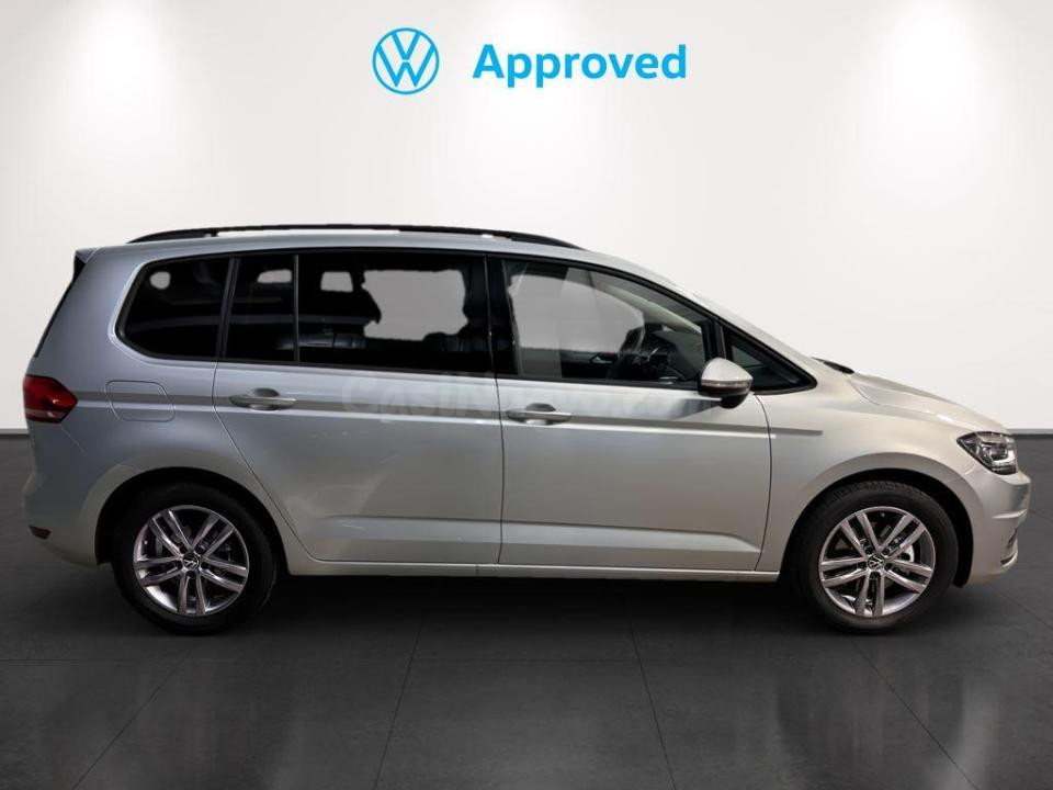 Volkswagen Touran - foto 3