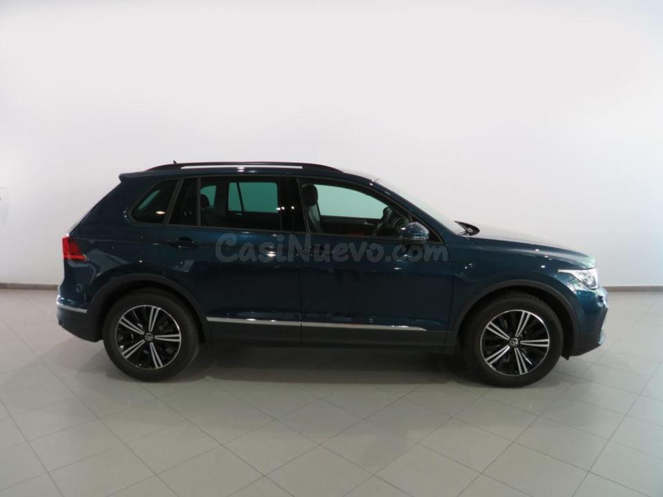 Volkswagen Tiguan - foto 3