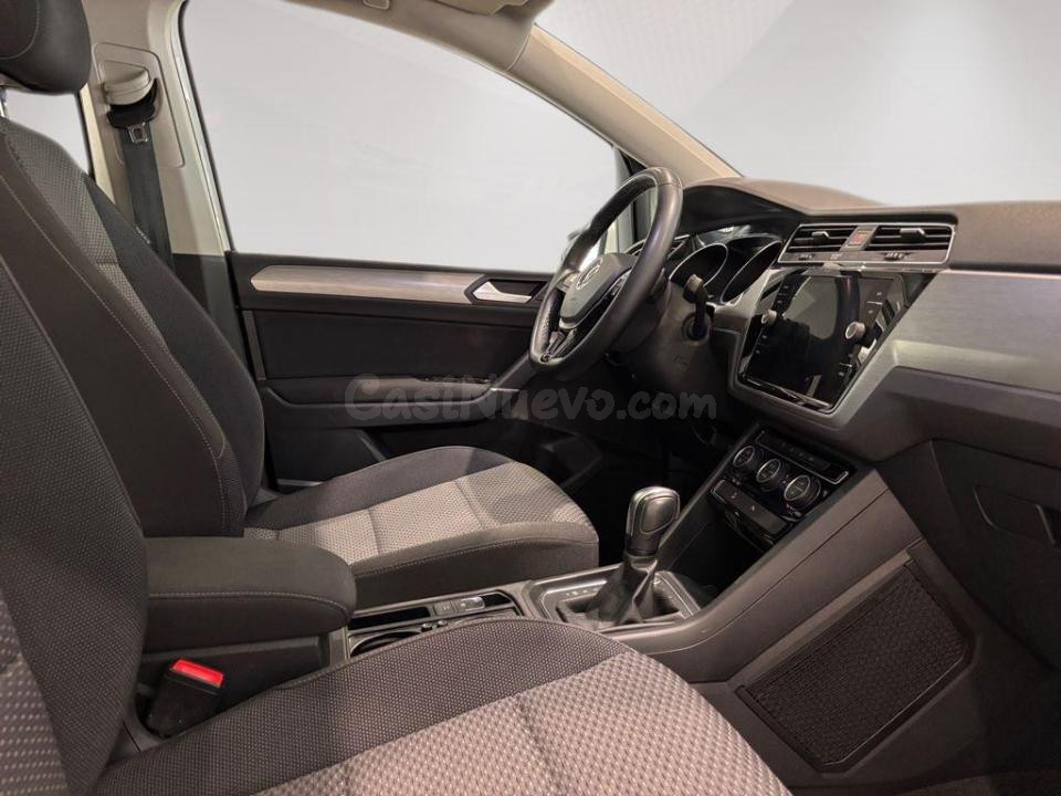 Volkswagen Touran - foto 5