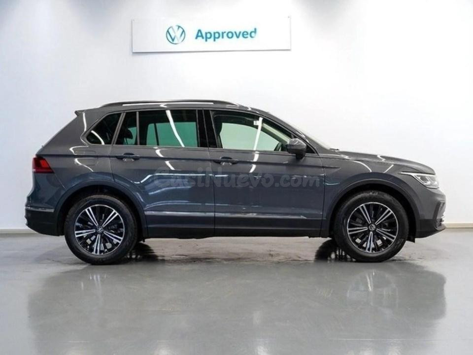 Volkswagen Tiguan - foto 3